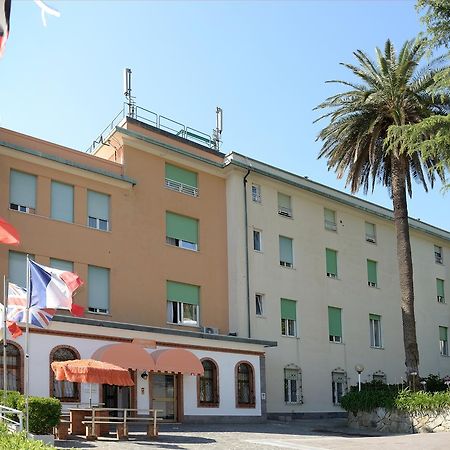 Casa Fatebenefratelli Hotel Varazze Exterior photo