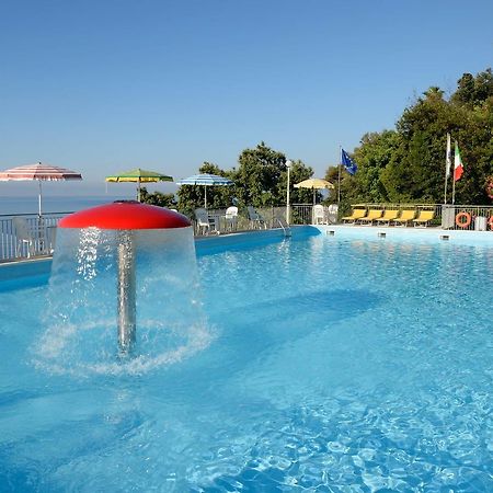 Casa Fatebenefratelli Hotel Varazze Exterior photo