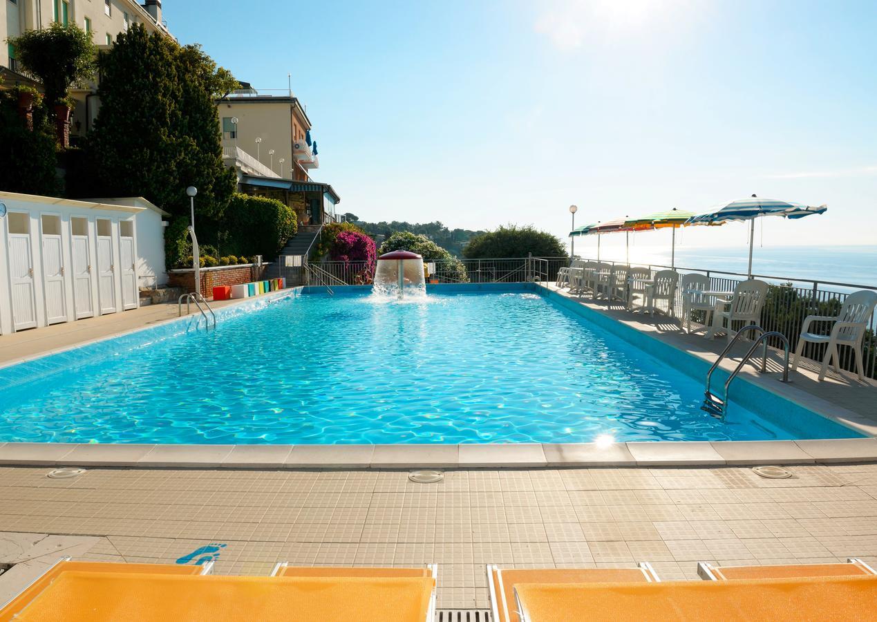 Casa Fatebenefratelli Hotel Varazze Exterior photo