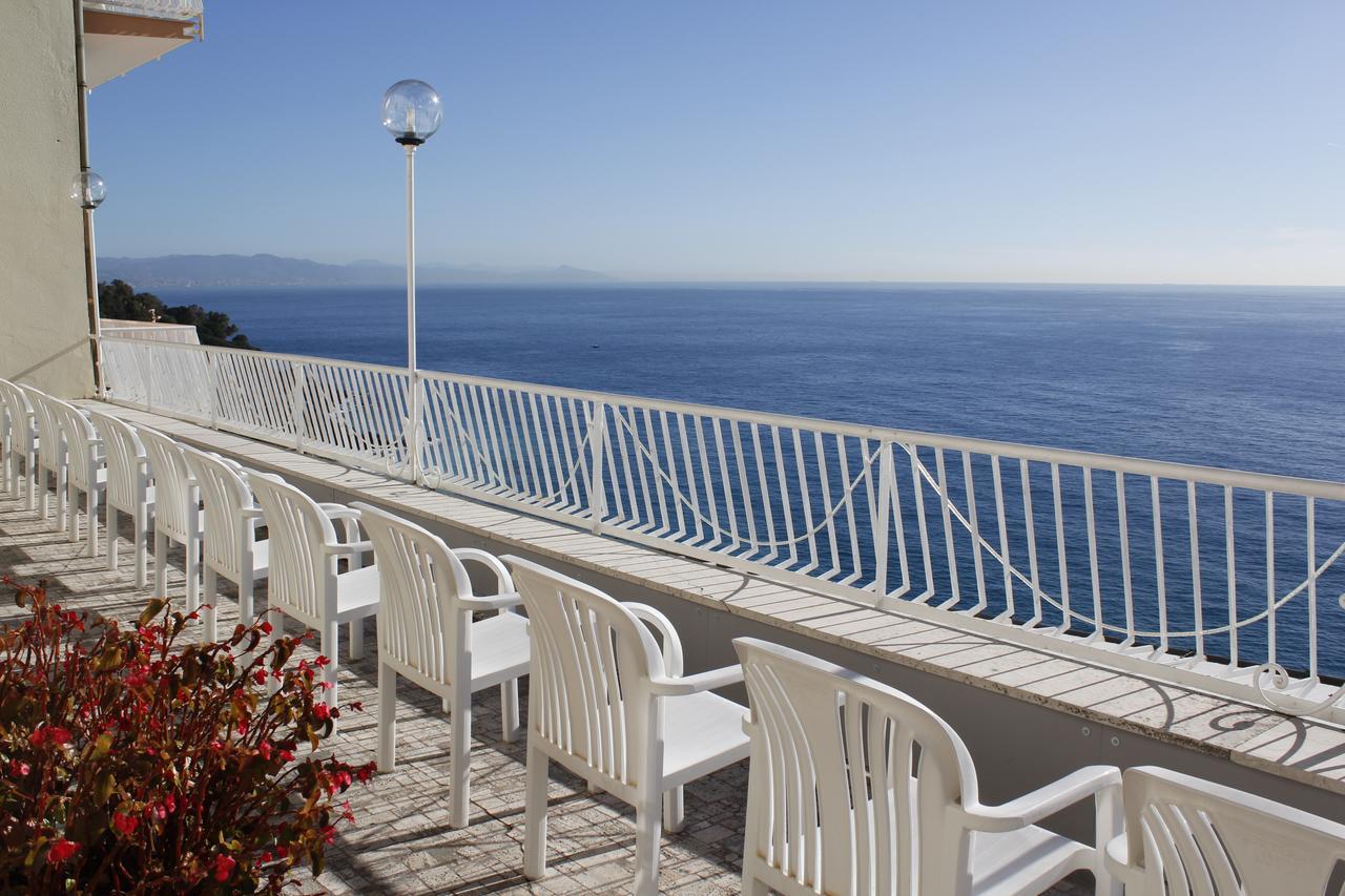 Casa Fatebenefratelli Hotel Varazze Exterior photo