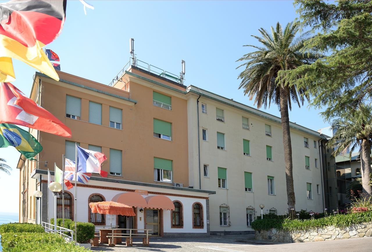 Casa Fatebenefratelli Hotel Varazze Exterior photo